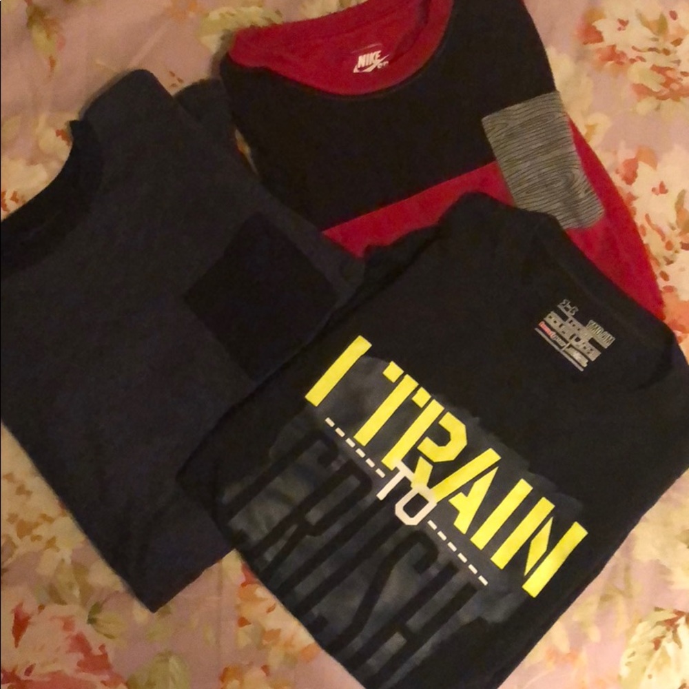 Bundle of 3 boys T-shirt